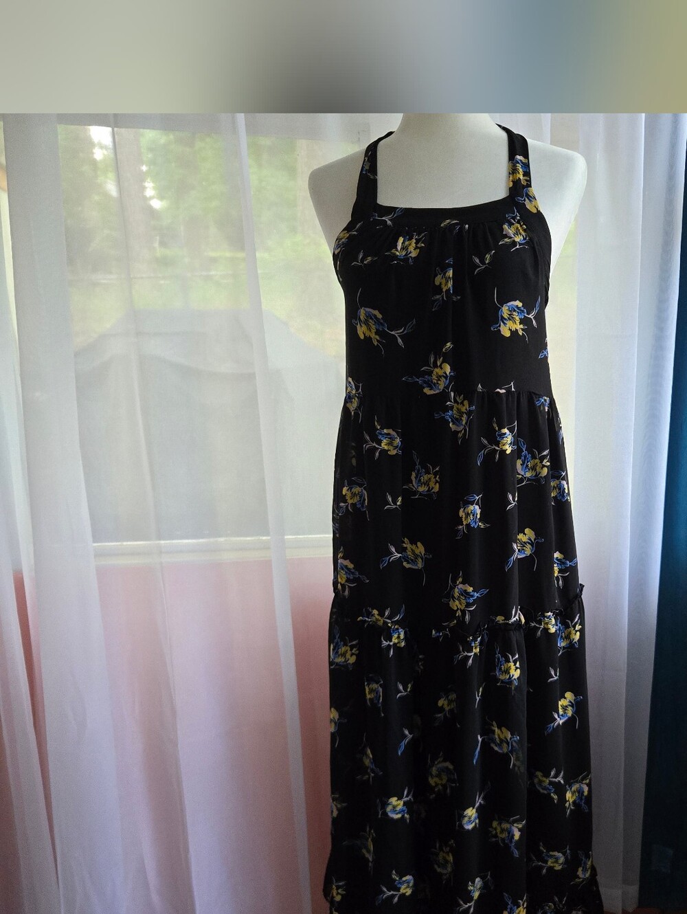 Who What Wear Black Floral Halter Maxi Dress
